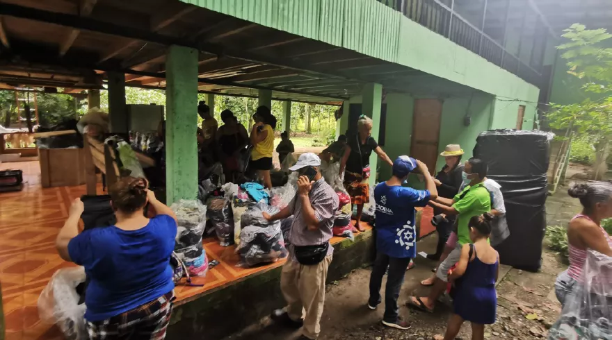 Distribution of kits