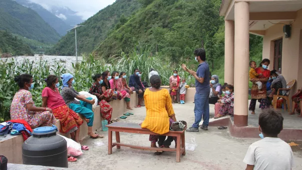 التوجه إلى المجتمع بشأن النظافة وتغيير السلوك في نيبال